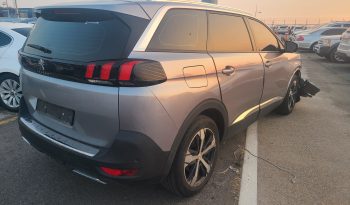 PEUGEOT 5008 2017 full