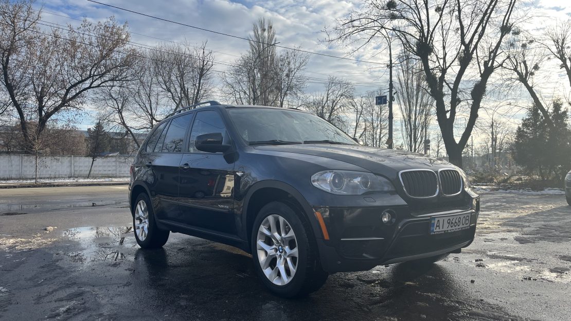 BMW X5 2011 full