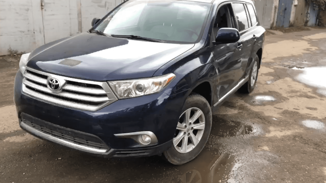 TOYOTA HIGHLANDER 2013 full