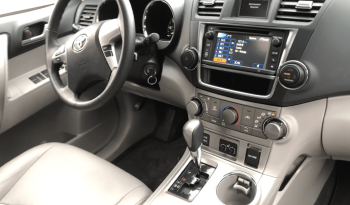 TOYOTA HIGHLANDER 2013 full