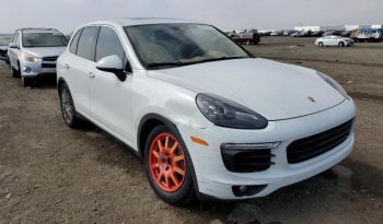 PORSCHE CAYENNE 2016 full