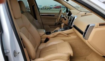 PORSCHE CAYENNE 2016 full