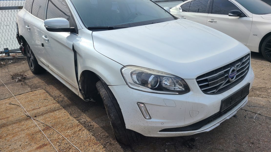 Volvo XC60 full